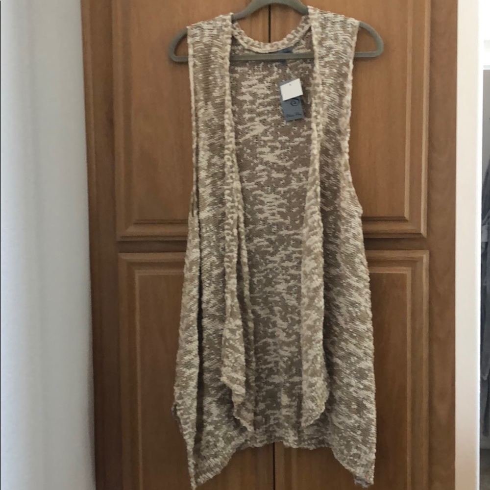Olivia Sky sweater vest
